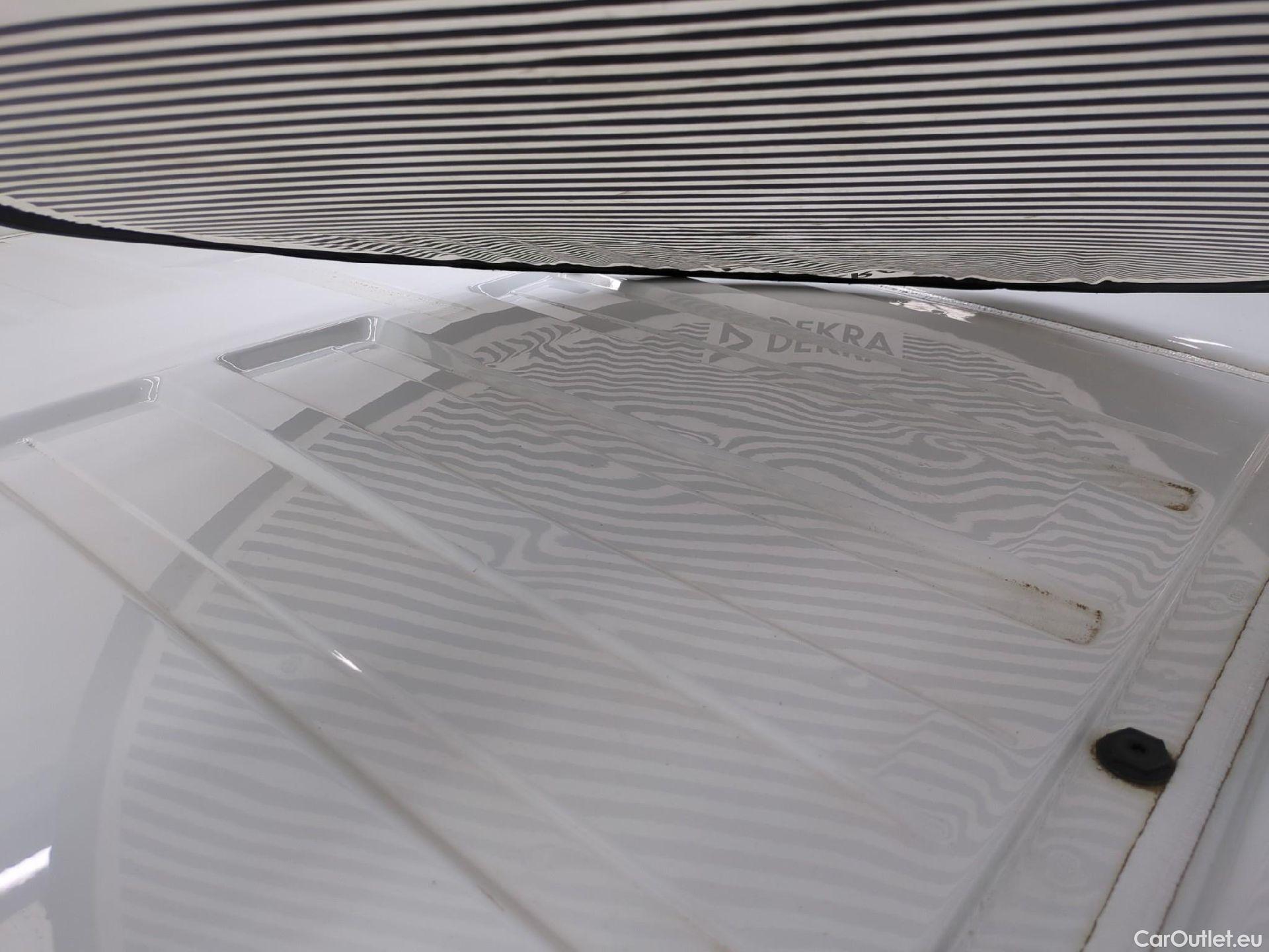  Renault  Trafic  Fourgon L1H1 3T Grand Confort 2.0 dCi 130CV BVM6 E6d #32