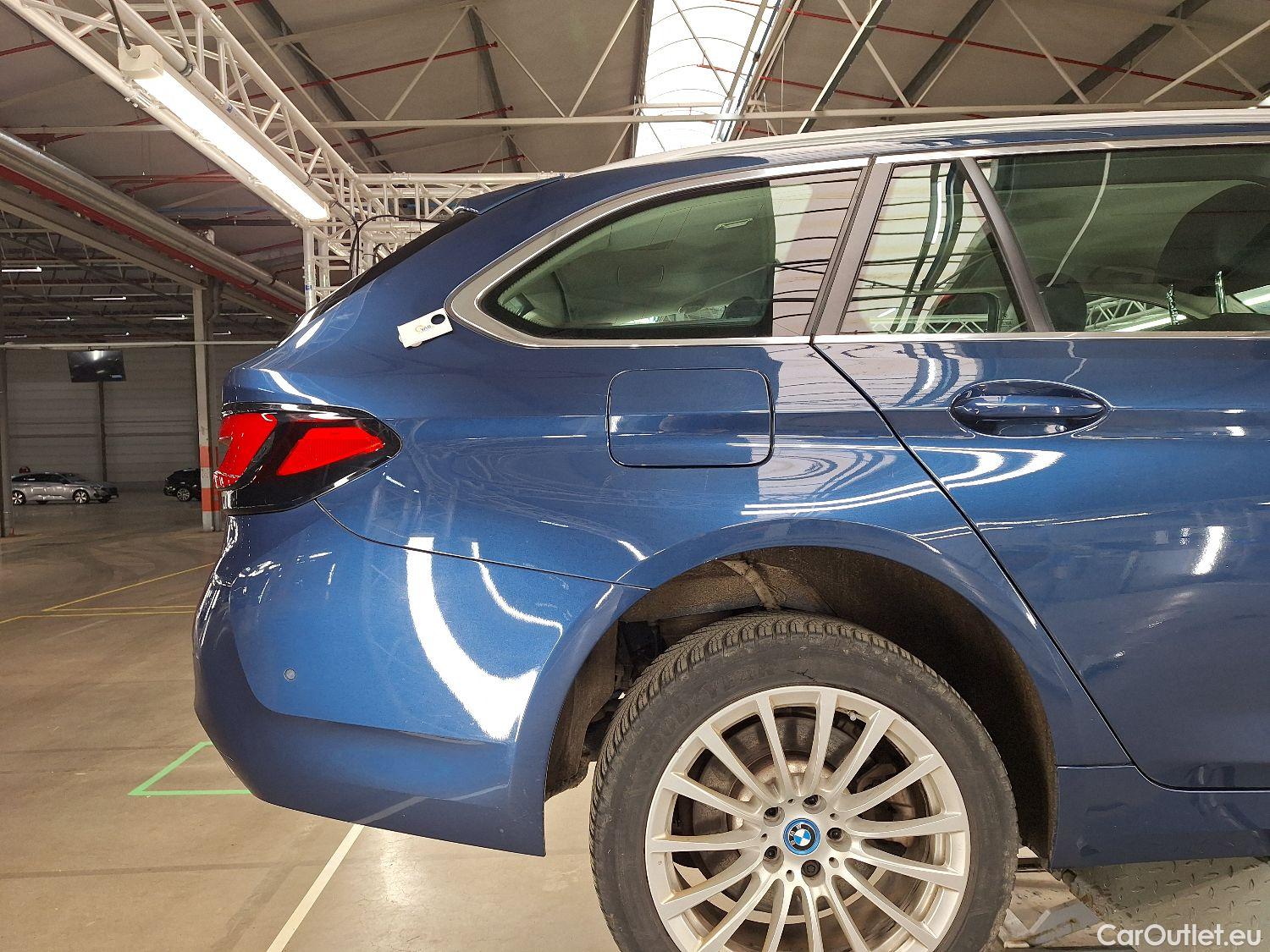  Bmw  Serie 5 BMW, 5-ser To FL'20 PHEV, BMW 5 Reeks Touring 530e Auto 5d #25