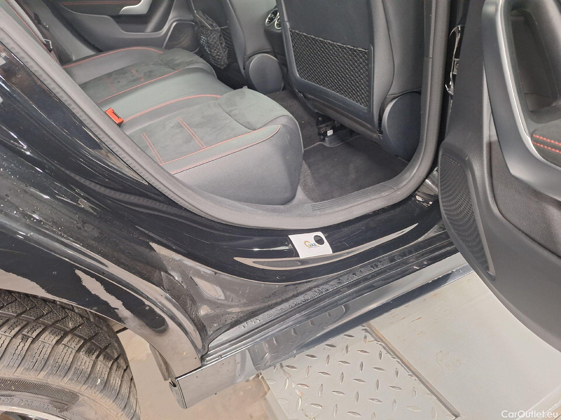  Mercedes  A-Klasse Mercedes, A-Class '18 PHEV, Mercedes-Benz  A 250 e 5d #29