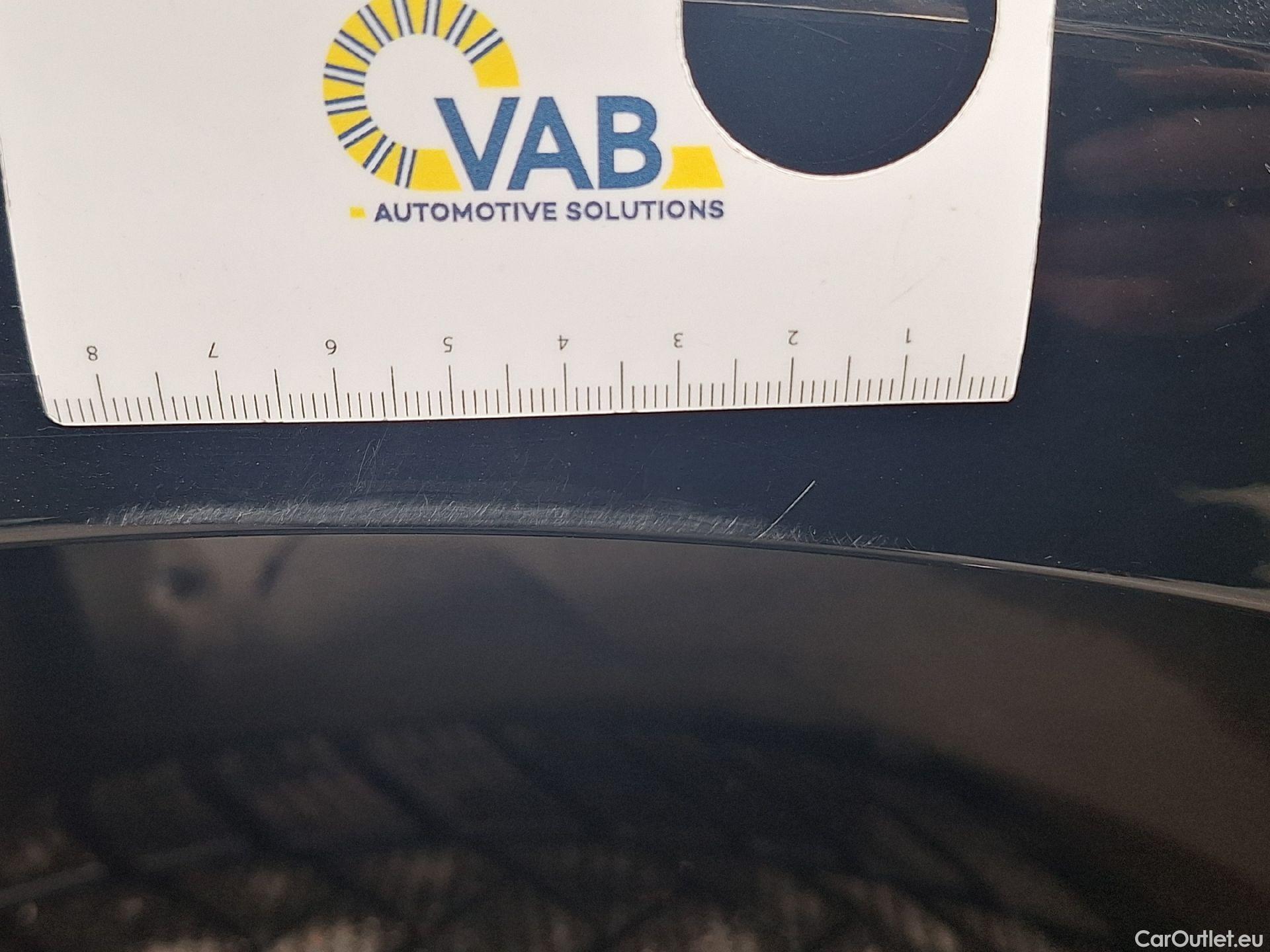  Mercedes  A-Klasse Mercedes, A-Class '18 PHEV, Mercedes-Benz  A 250 e 5d #25