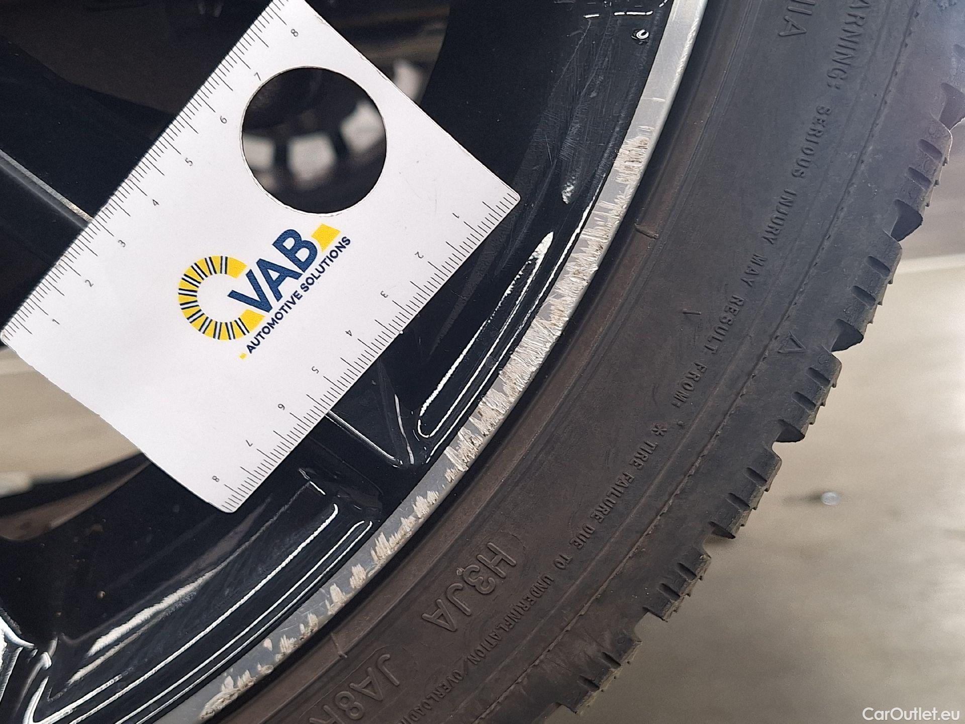  Mercedes  A-Klasse Mercedes, A-Class '18 PHEV, Mercedes-Benz  A 250 e 5d #43