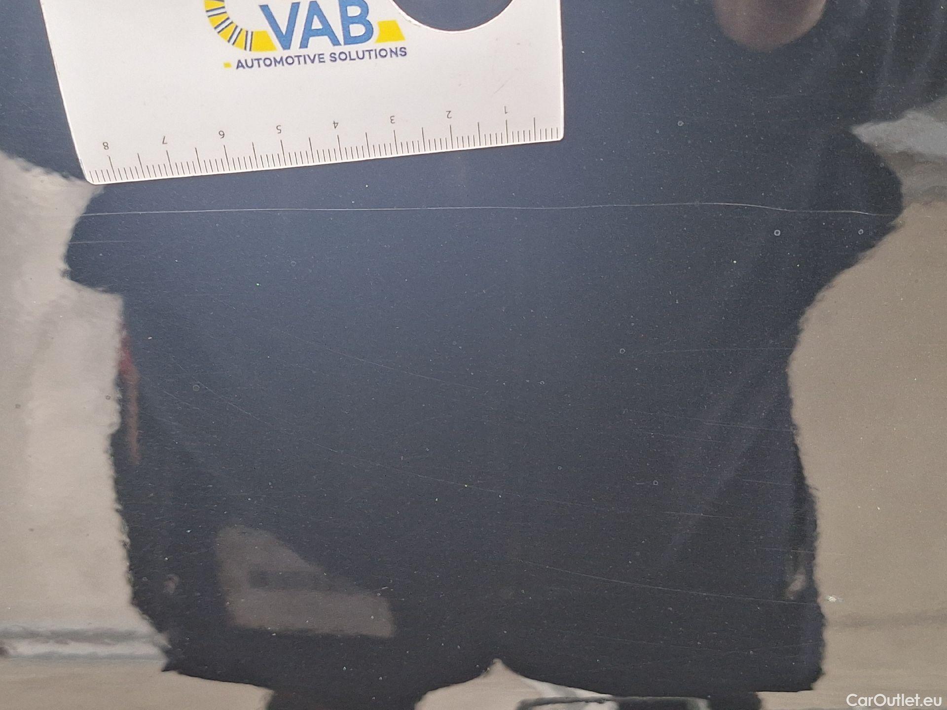  Mercedes  A-Klasse Mercedes, A-Class '18 PHEV, Mercedes-Benz  A 250 e 5d #28