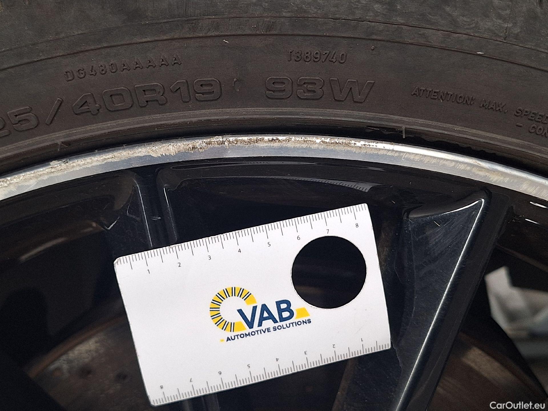  Mercedes  A-Klasse Mercedes, A-Class '18 PHEV, Mercedes-Benz  A 250 e 5d #45