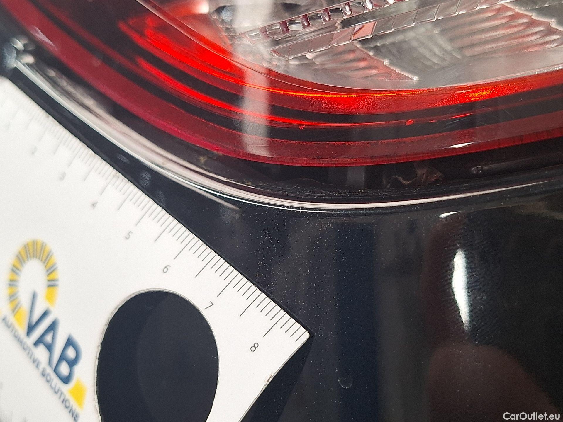  Mercedes  A-Klasse Mercedes, A-Class '18 PHEV, Mercedes-Benz  A 250 e 5d #76