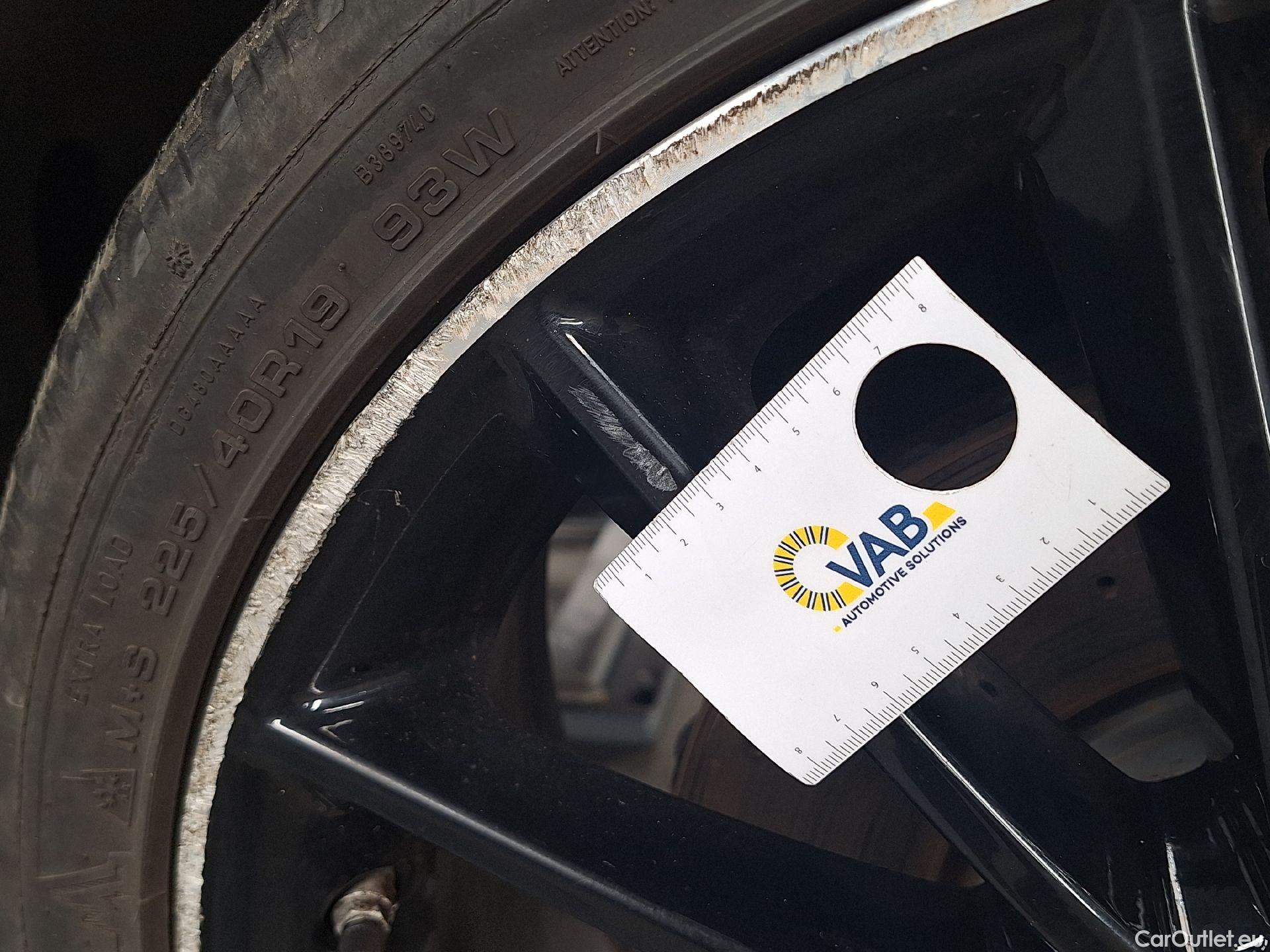  Mercedes  A-Klasse Mercedes, A-Class '18 PHEV, Mercedes-Benz  A 250 e 5d #41