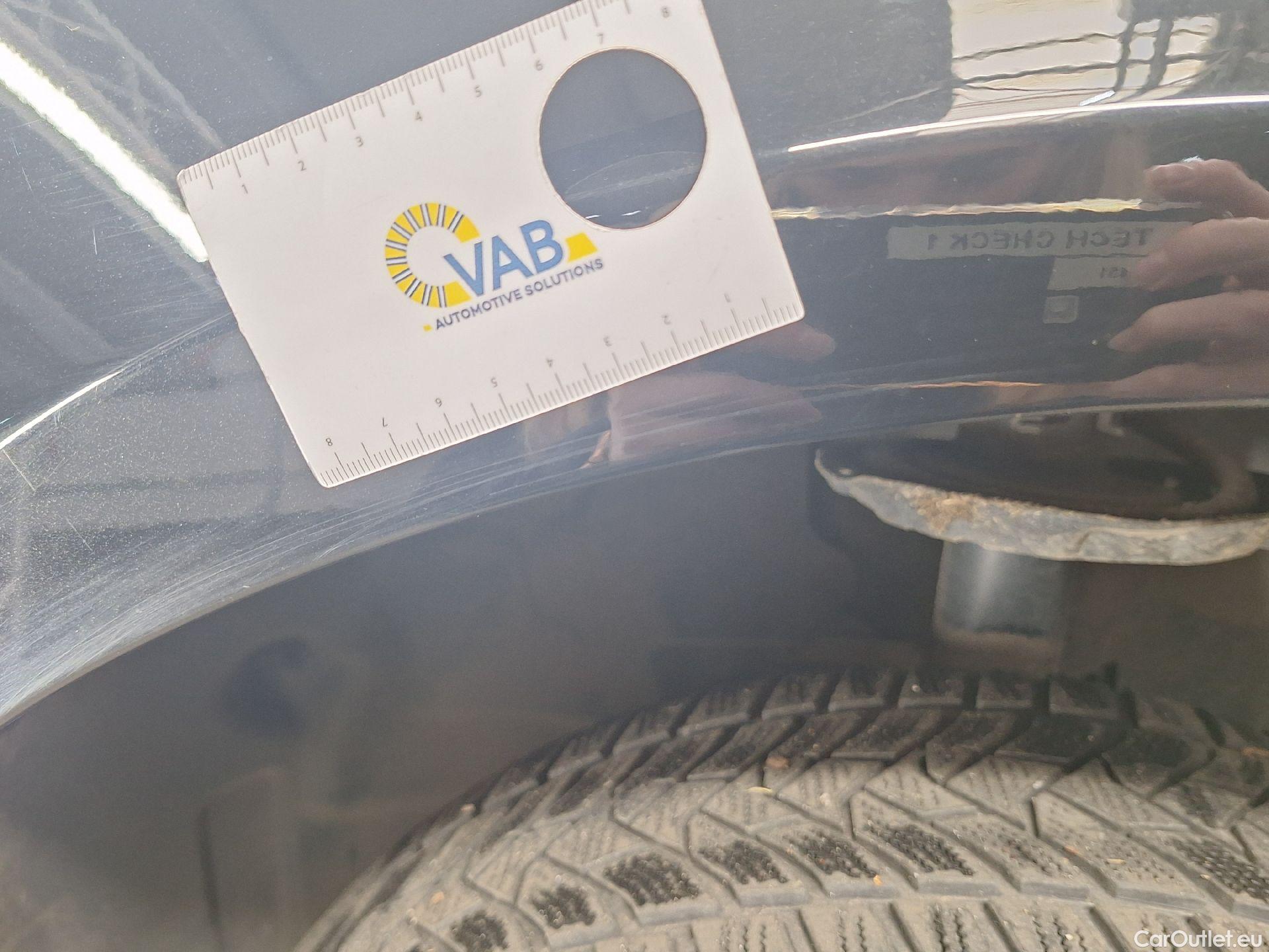  Mercedes  A-Klasse Mercedes, A-Class '18 PHEV, Mercedes-Benz  A 250 e 5d #51