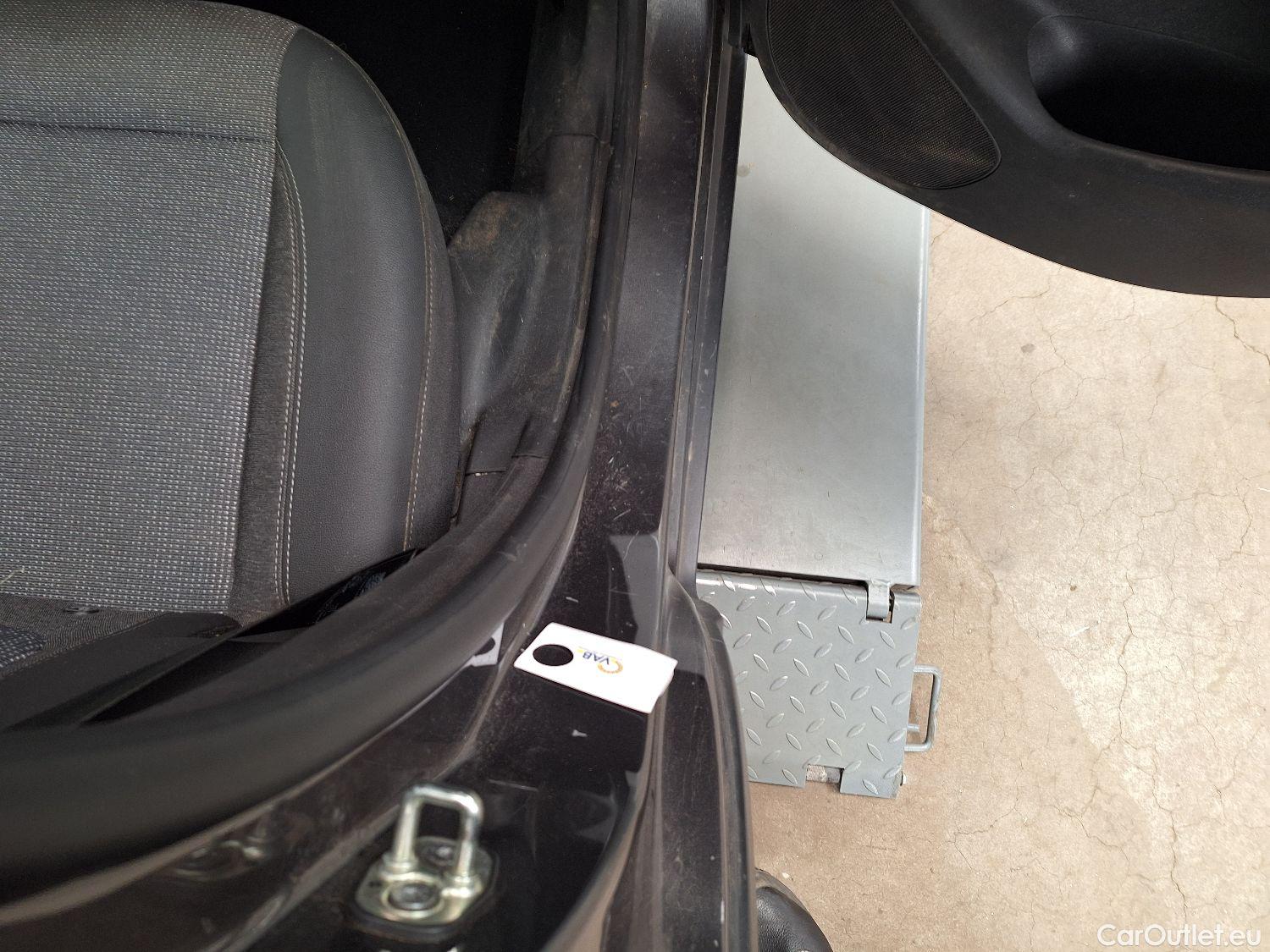  Opel  Crossland Opel,  '20, Opel  1.5 Turbo D 81kW S/S Elegance 5d #13