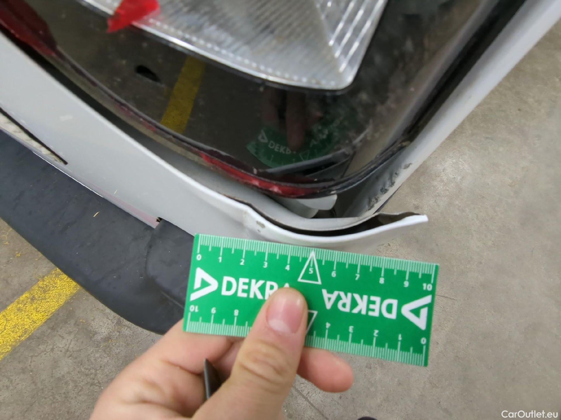  Citroen  Berlingo  Fourgon Club XL 950 1.5 BlueHDi 100CV BVM5 E6dT #8