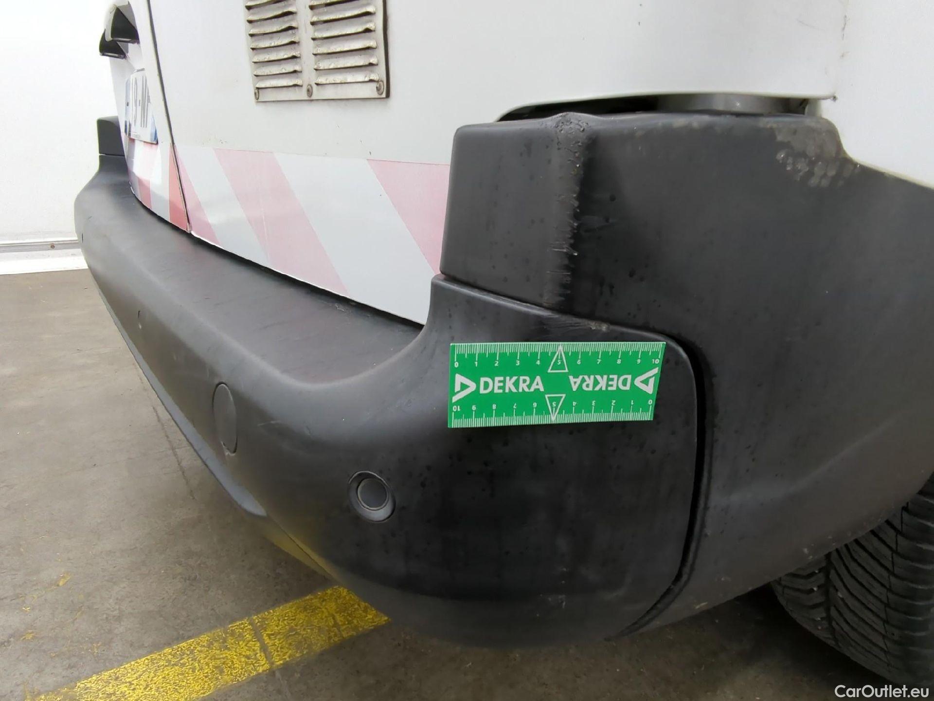  Citroen  Berlingo  Fourgon Club XL 950 1.5 BlueHDi 100CV BVM5 E6dT #37