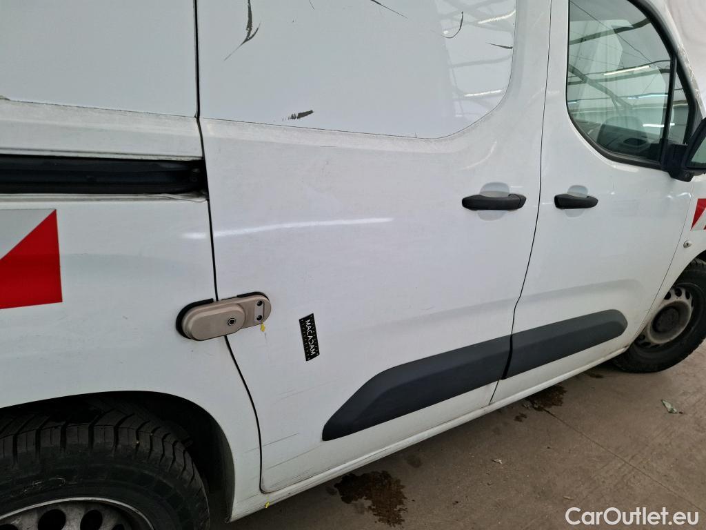  Citroen  Berlingo  Fourgon Worker M 1000 1.2 PureTech 130CV BVA8 E6d #17