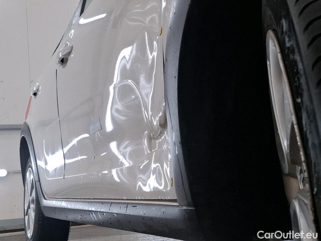  Citroen  C3  Société Feel 1.5 BlueHDI 100CV BVM5 E6dT #5