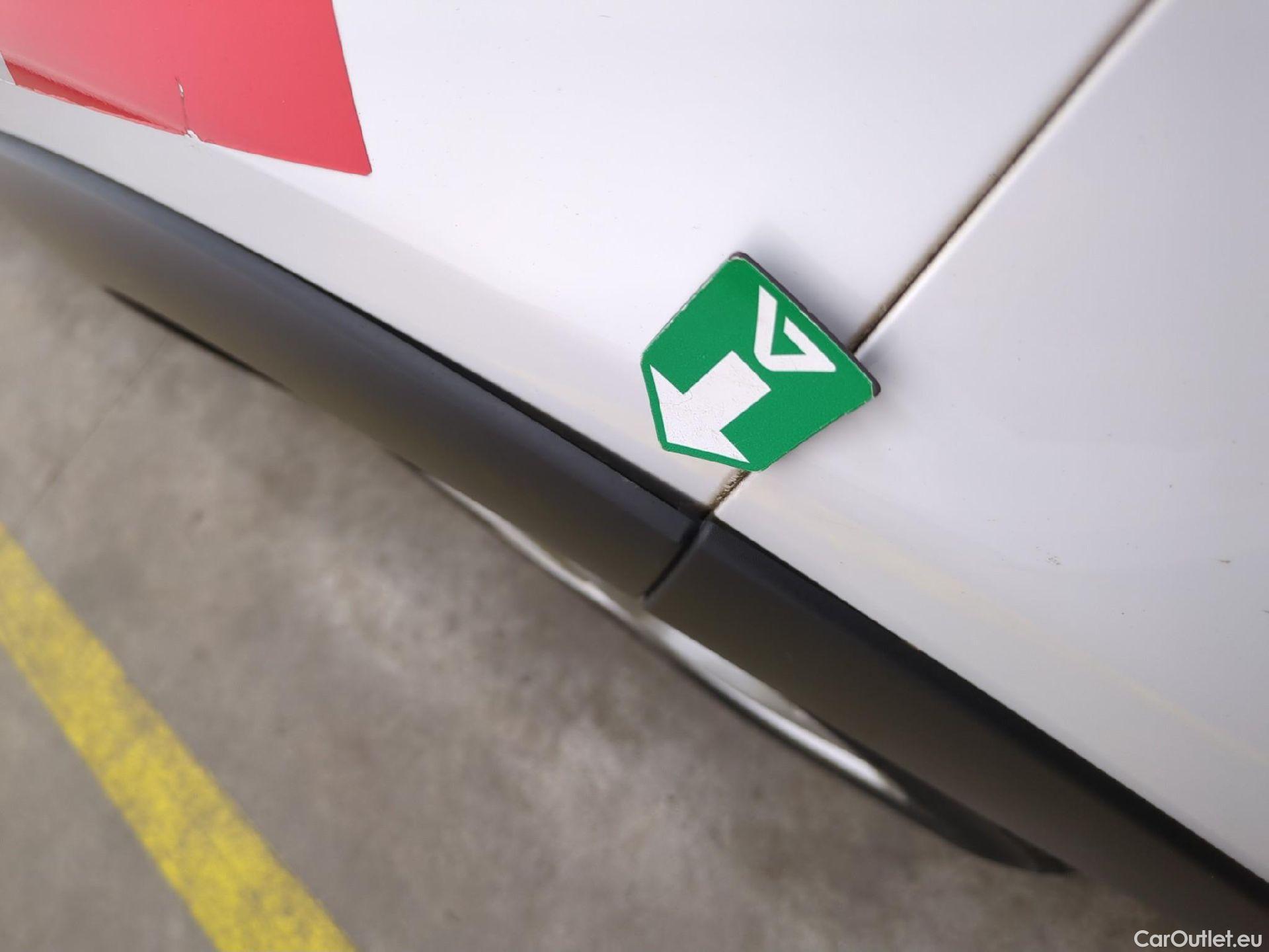  Citroen  C3  Société Feel 1.5 BlueHDI 100CV BVM5 E6dT #28