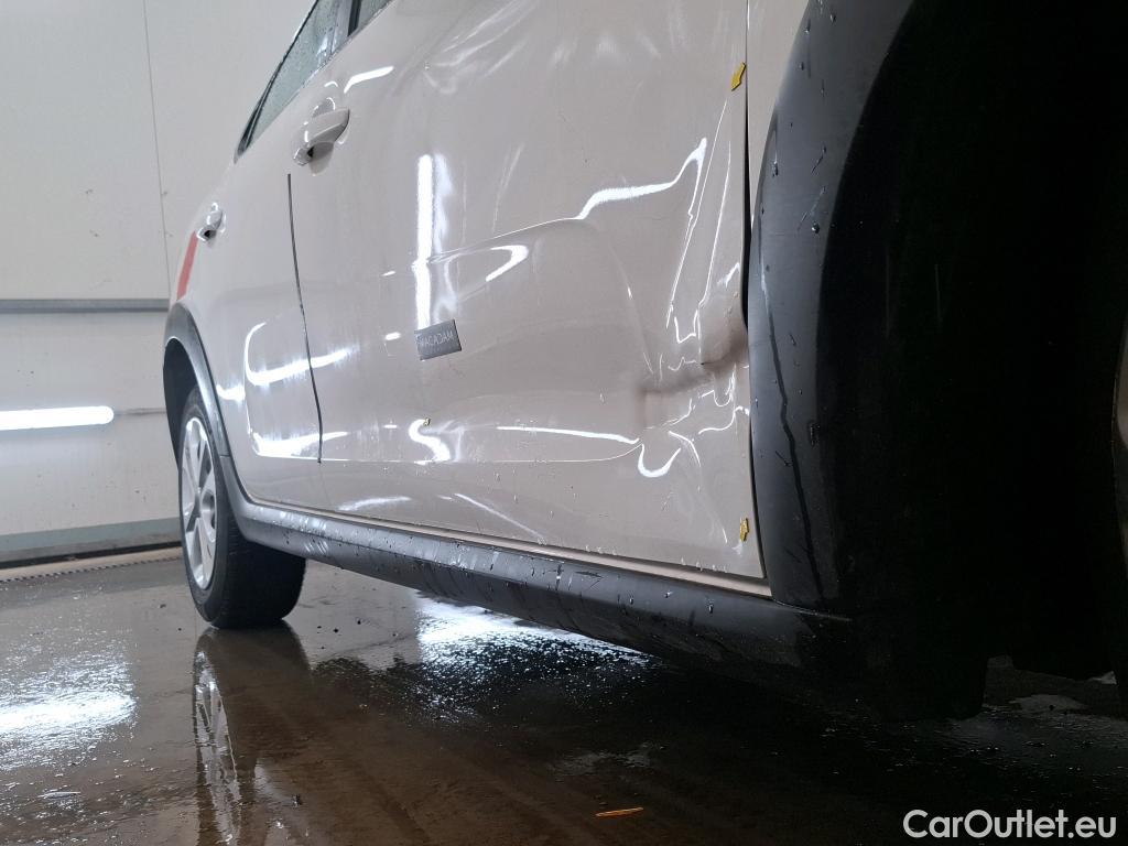  Citroen  C3  Société Feel 1.5 BlueHDI 100CV BVM5 E6dT #2