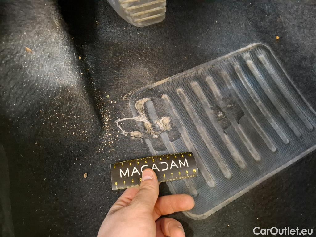  Citroen  C3  Société Feel Nav 1.5 BlueHDI 100CV BVM6 E6dT #9