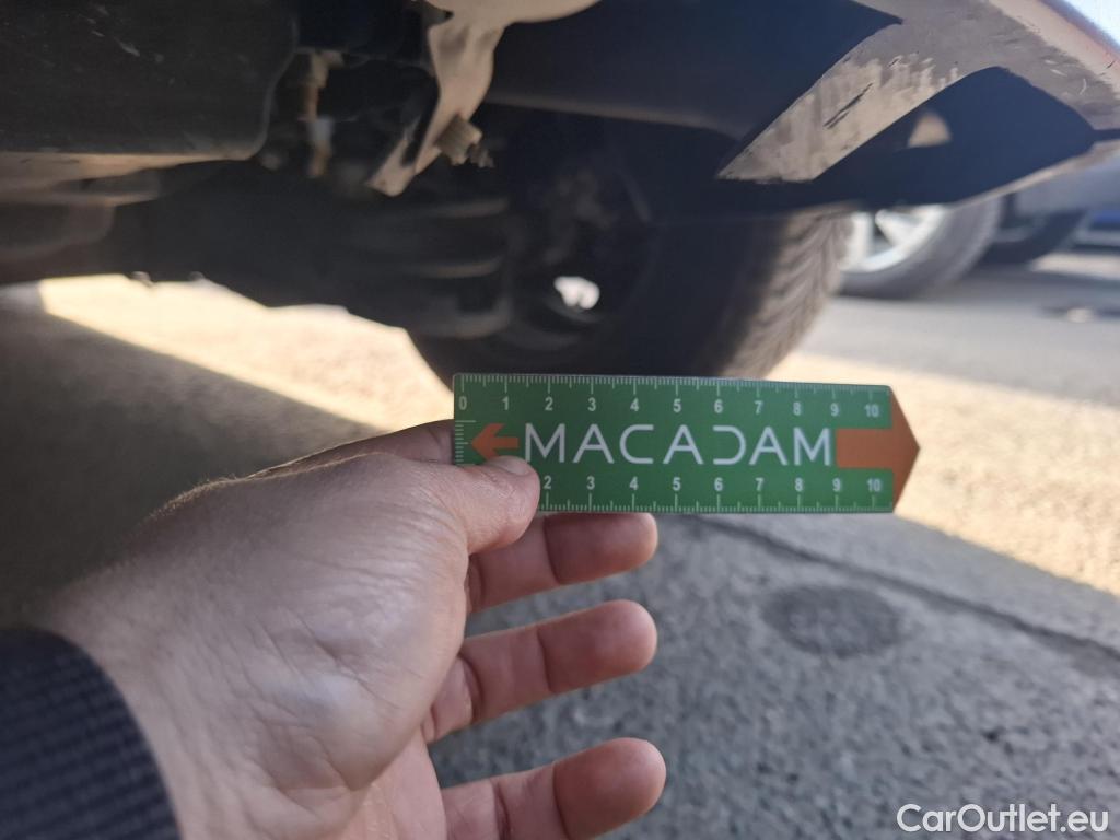  Citroen  C3  Société Feel Nav 1.5 BlueHDI 100CV BVM6 E6dT #18