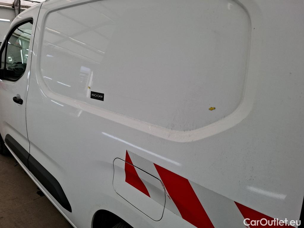  Citroen  Berlingo  Fourgon Worker M 1000 1.2 PureTech 130CV BVA8 E6d #26