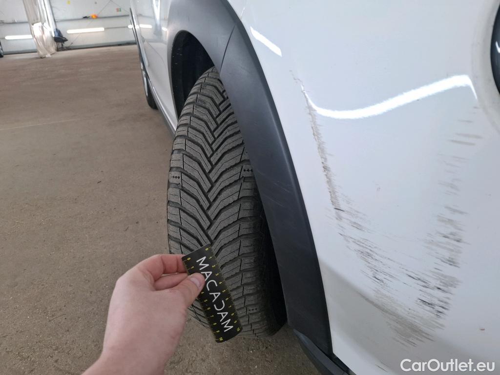  Citroen  C3  Société Feel Nav 1.5 BlueHDI 100CV BVM6 E6dT #43