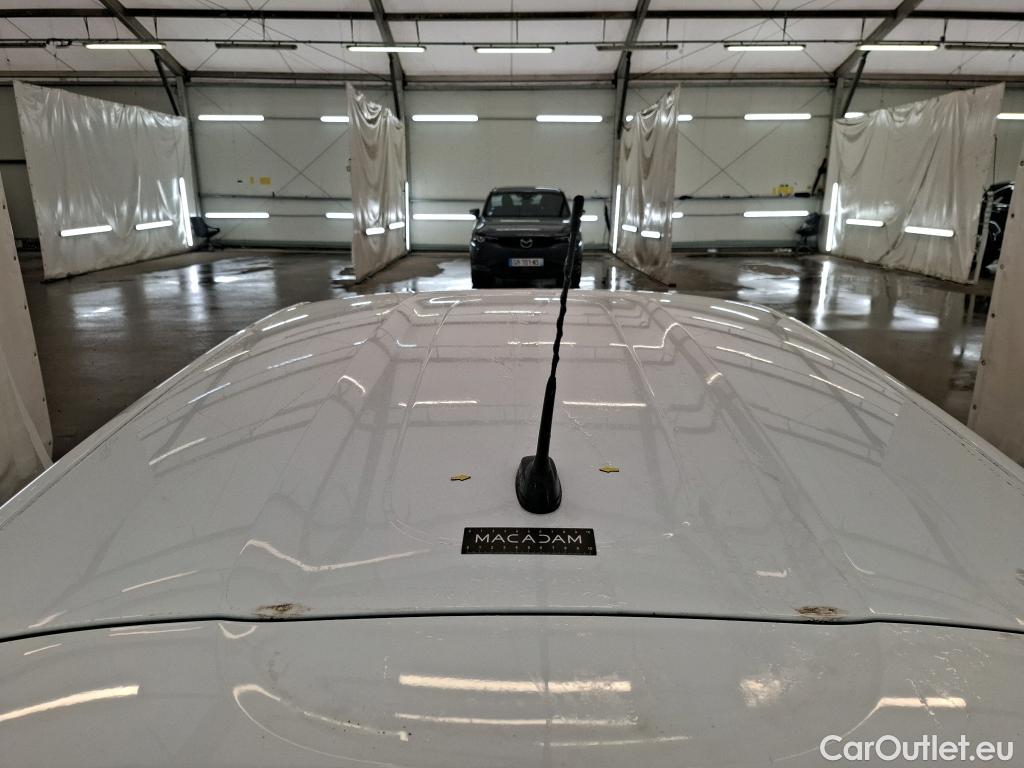  Citroen  C3  Société Feel 1.5 BlueHDI 100CV BVM5 E6dT #9