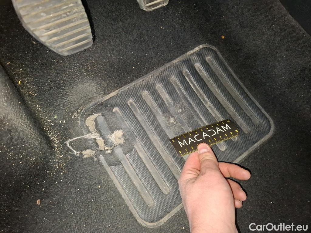  Citroen  C3  Société Feel Nav 1.5 BlueHDI 100CV BVM6 E6dT #12