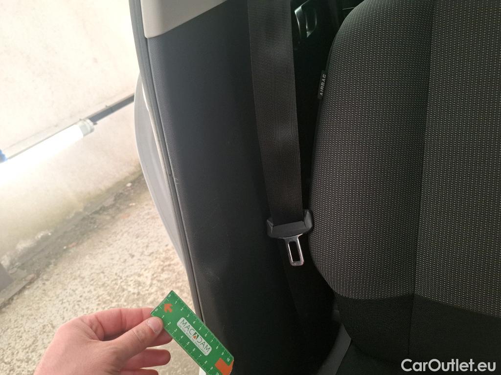  Citroen  C3  Société Feel 1.5 BlueHDI 100CV BVM6 E6dT #37