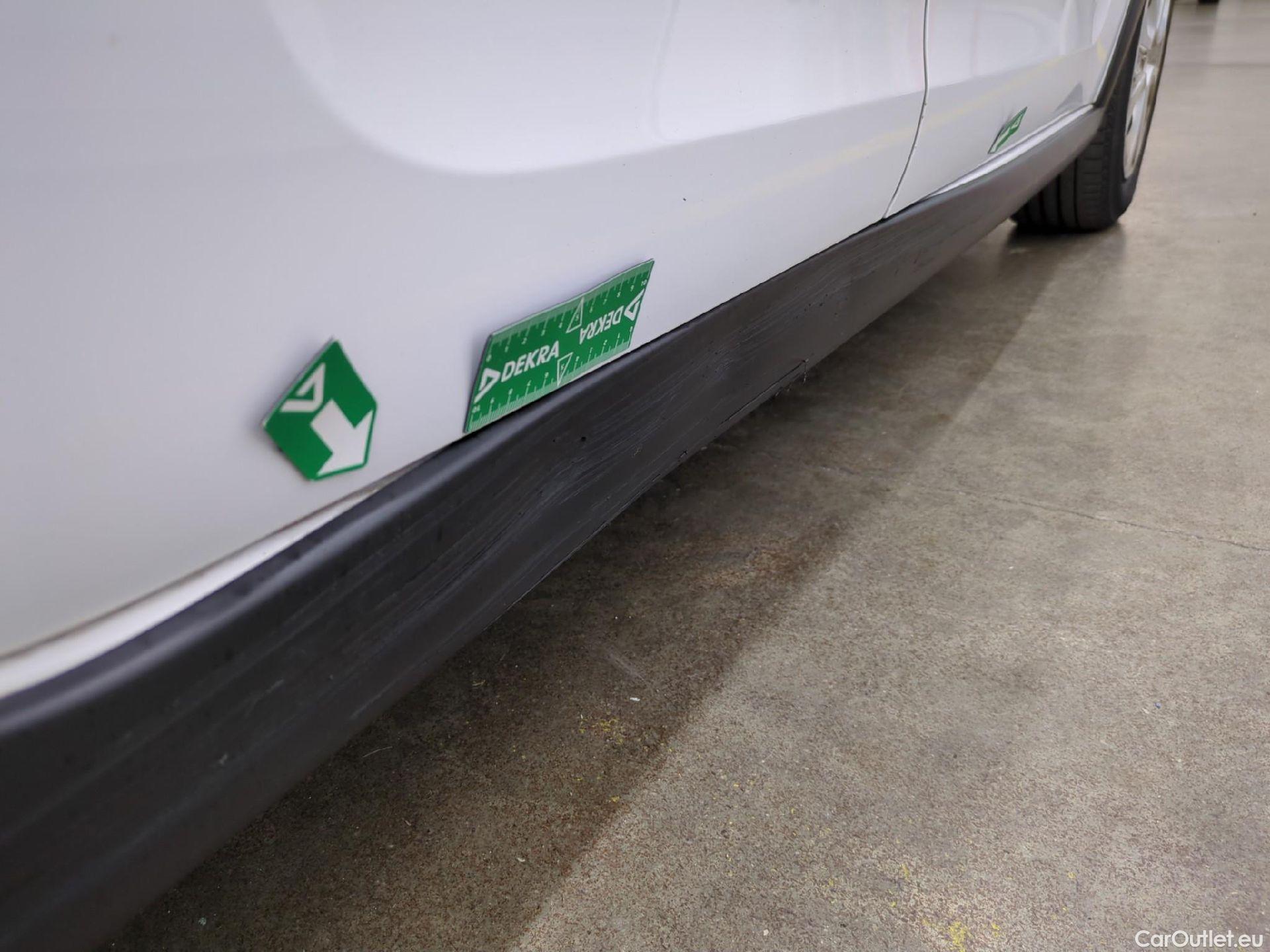  Citroen  C3  Société Feel 1.5 BlueHDI 100CV BVM5 E6dT #11