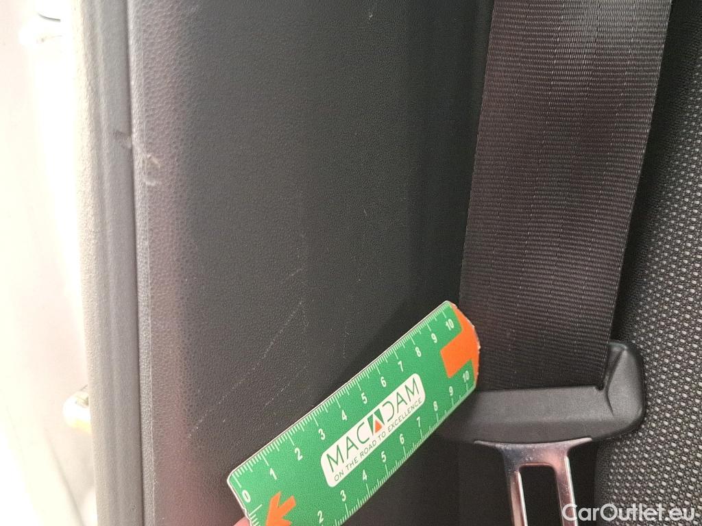  Citroen  C3  Société Feel 1.5 BlueHDI 100CV BVM6 E6dT #38