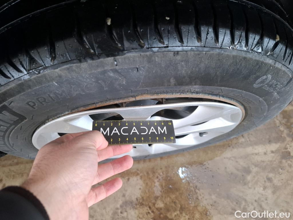  Citroen  C3  Société Feel 1.5 BlueHDI 100CV BVM5 E6dT #50