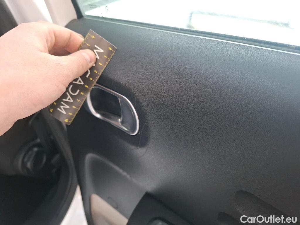  Citroen  C3  Société Feel Nav 1.5 BlueHDI 100CV BVM6 E6dT #38