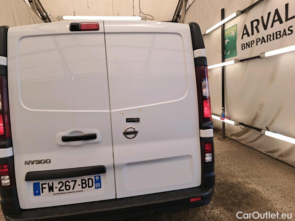  Nissan  NV300 NISSAN  / 2016 / 4P / Fourgon tôlé 2.0 dCi 120 N-Connecta L1H1 2.8T #14