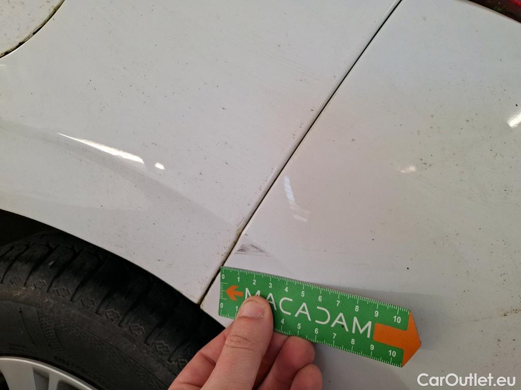  Peugeot  208  Affaire Premium Pack 1.5 HDi 100CV BVM5 E6dT #19