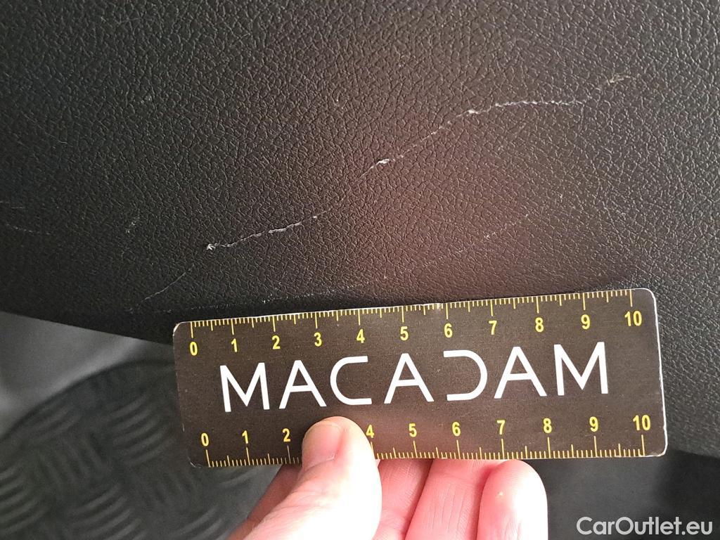  Nissan  NV300 NISSAN  / 2016 / 4P / Fourgon tôlé 2.0 dCi 120 N-Connecta L1H1 2.8T #26