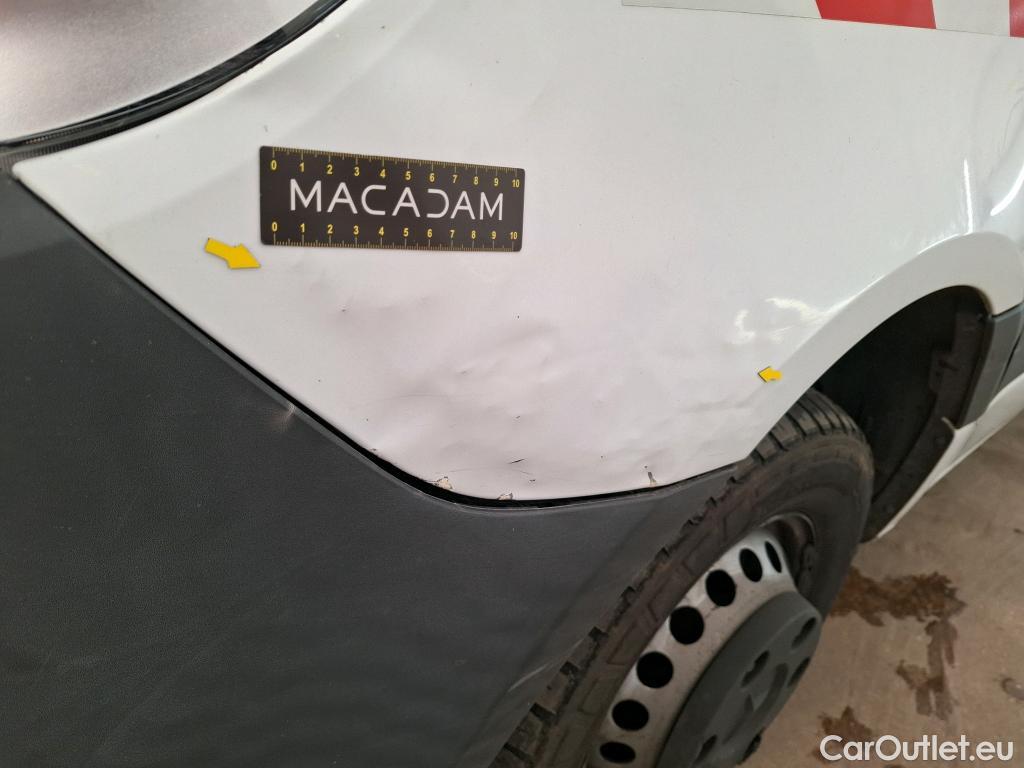  Mercedes  Sprinter MERCEDES-BENZ  / 2018 / 4P / Fourgon tôlé 516 CDI Emp 3665 3.5T #19