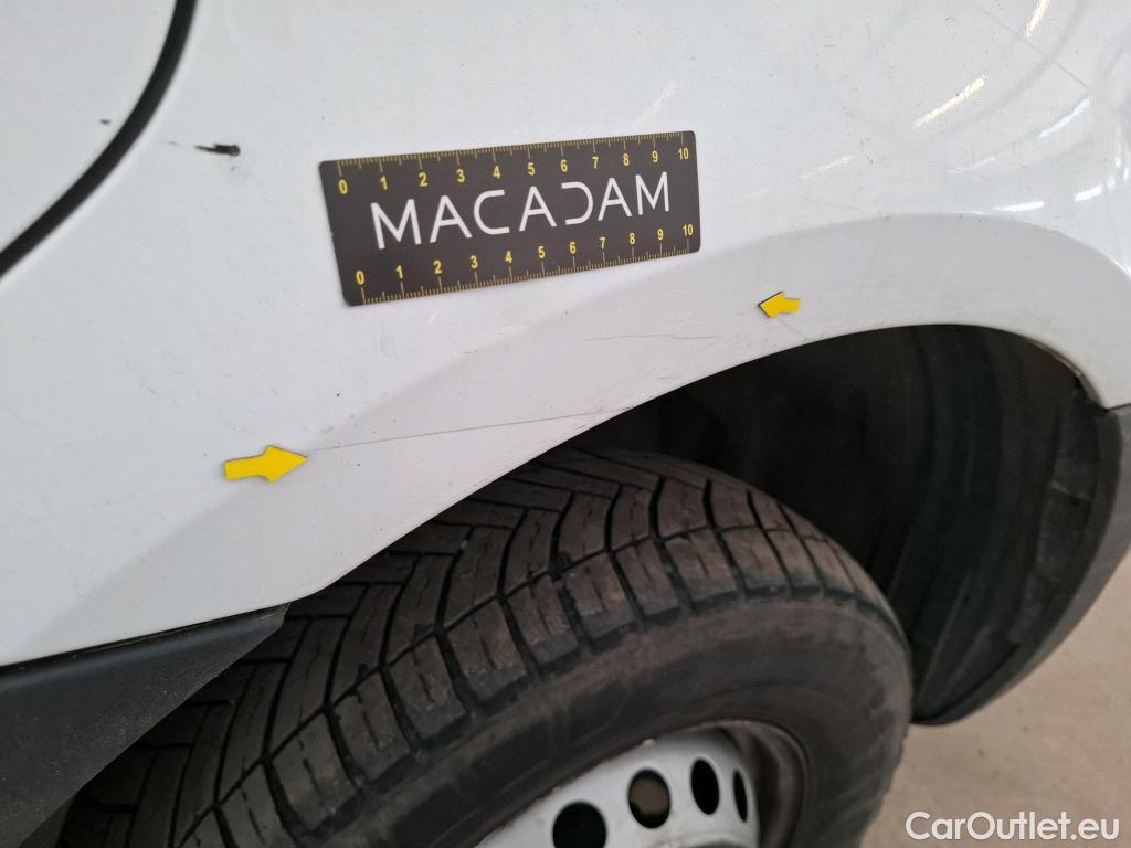  Mercedes  Sprinter MERCEDES-BENZ  / 2018 / 4P / Fourgon tôlé 516 CDI Emp 3665 3.5T #99