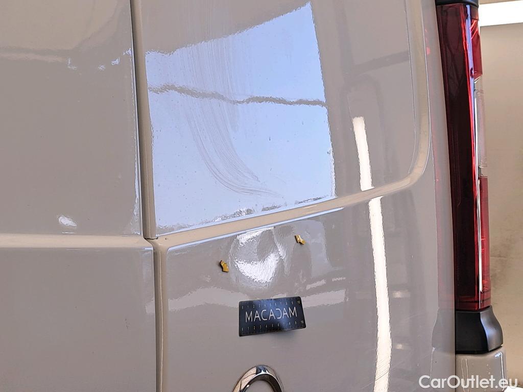  Nissan  NV300 NISSAN  / 2016 / 4P / Fourgon tôlé 2.0 dCi 120 N-Connecta L1H1 2.8T #15