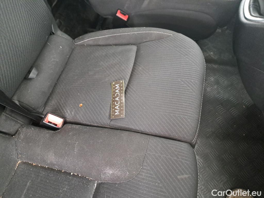  Nissan  NV300 NISSAN  / 2016 / 4P / Fourgon tôlé 2.0 dCi 120 N-Connecta L1H1 2.8T #16