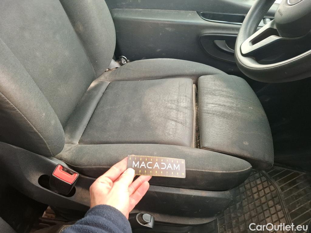  Mercedes  Sprinter MERCEDES-BENZ  / 2018 / 4P / Fourgon tôlé 516 CDI Emp 3665 3.5T #76