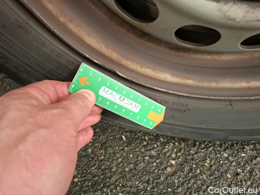  Citroen  Jumpy  Fourgon Club M 1.5 BlueHDi 100CV BVM6 E6d #104