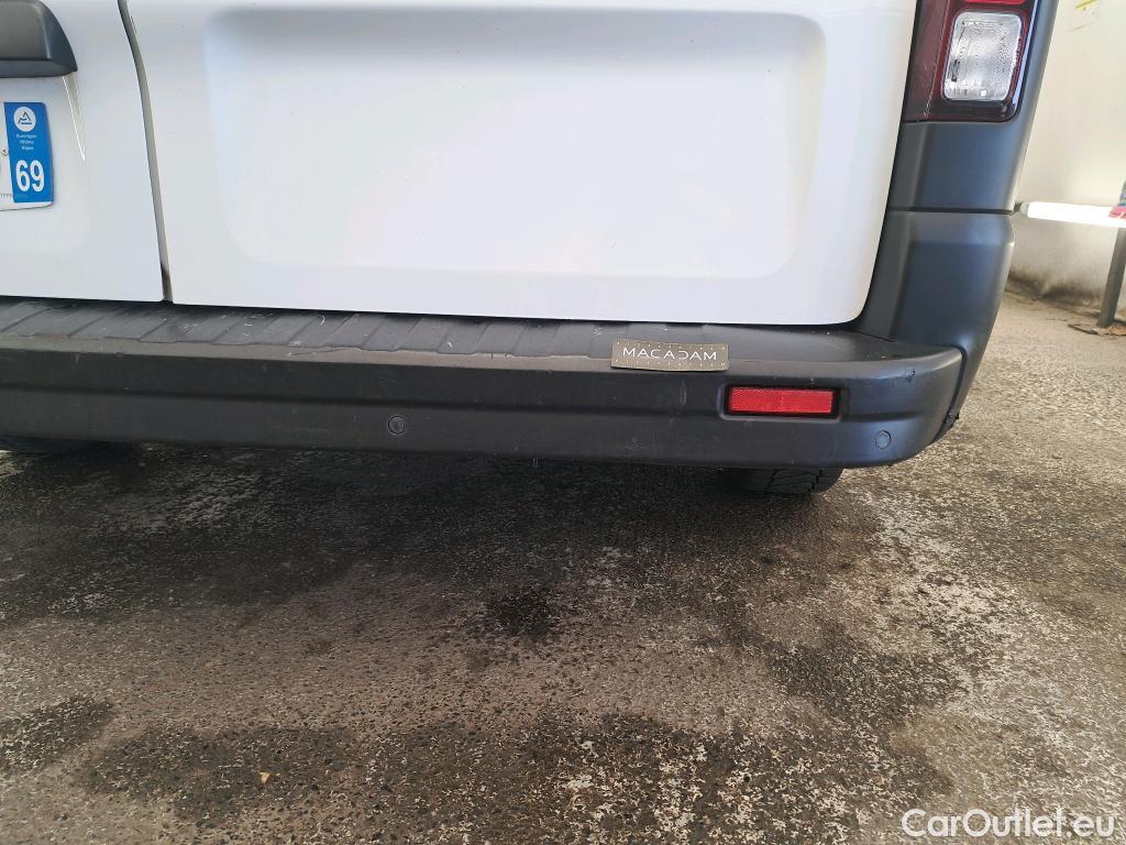  Nissan  NV300 NISSAN  / 2016 / 4P / Fourgon tôlé 2.0 dCi 120 N-Connecta L1H1 2.8T #11