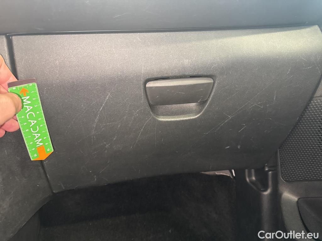  Peugeot  208  Affaire Premium 1.5 HDi 100CV BVM5 E6dT #11