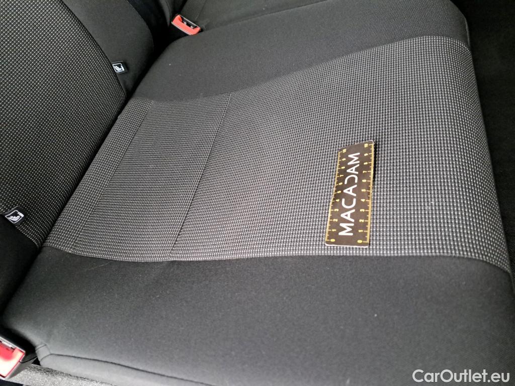  Land Rover  Discovery FIAT Scudo / 2023 / 4P / Fourgon tôlé 2.0 BHDi 145ch 4.0 XL Crew AT #4