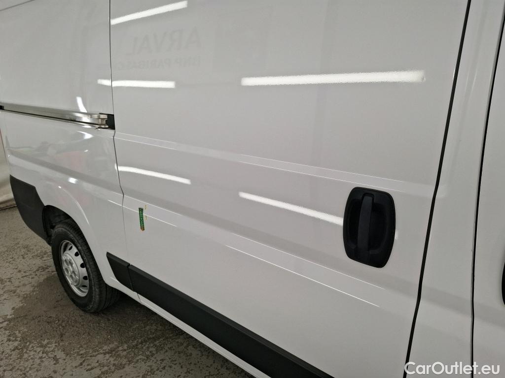  Fiat  Ducato FIAT  VU 4p Fourgon 30 M H2 20 Multijet 115 Pack Pro Nav #25