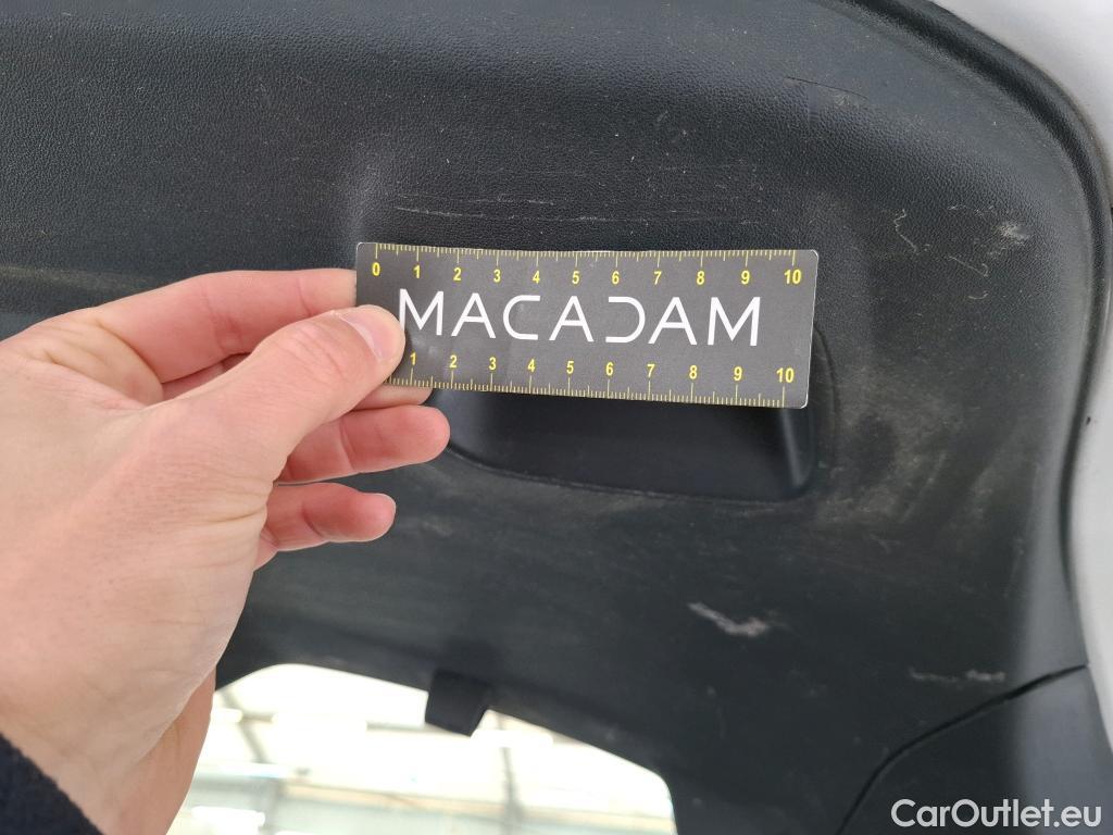  Peugeot  208  Affaire Premium 1.5 HDi 100CV BVM5 E6dT #44