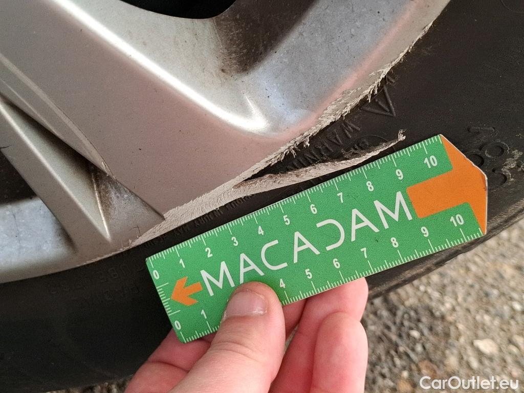  Peugeot  208  Affaire Premium Pack 1.5 HDi 100CV BVM5 E6dT #14