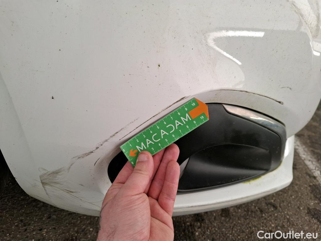  Peugeot  208  Affaire Premium Pack 1.5 HDi 100CV BVM5 E6dT #2