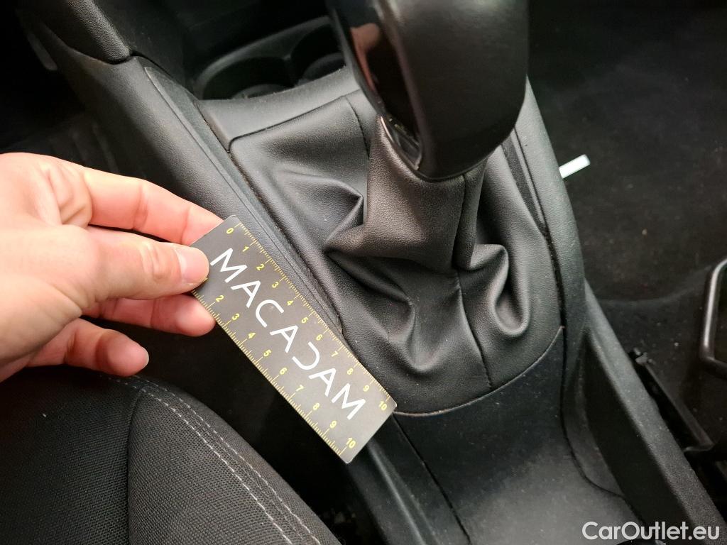  Peugeot  208  Affaire Premium 1.5 HDi 100CV BVM5 E6dT #50