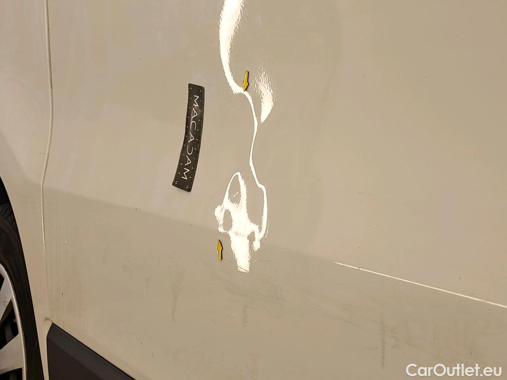  Nissan  NV300 NISSAN  / 2016 / 4P / Fourgon tôlé 2.0 dCi 120 N-Connecta L1H1 2.8T #7