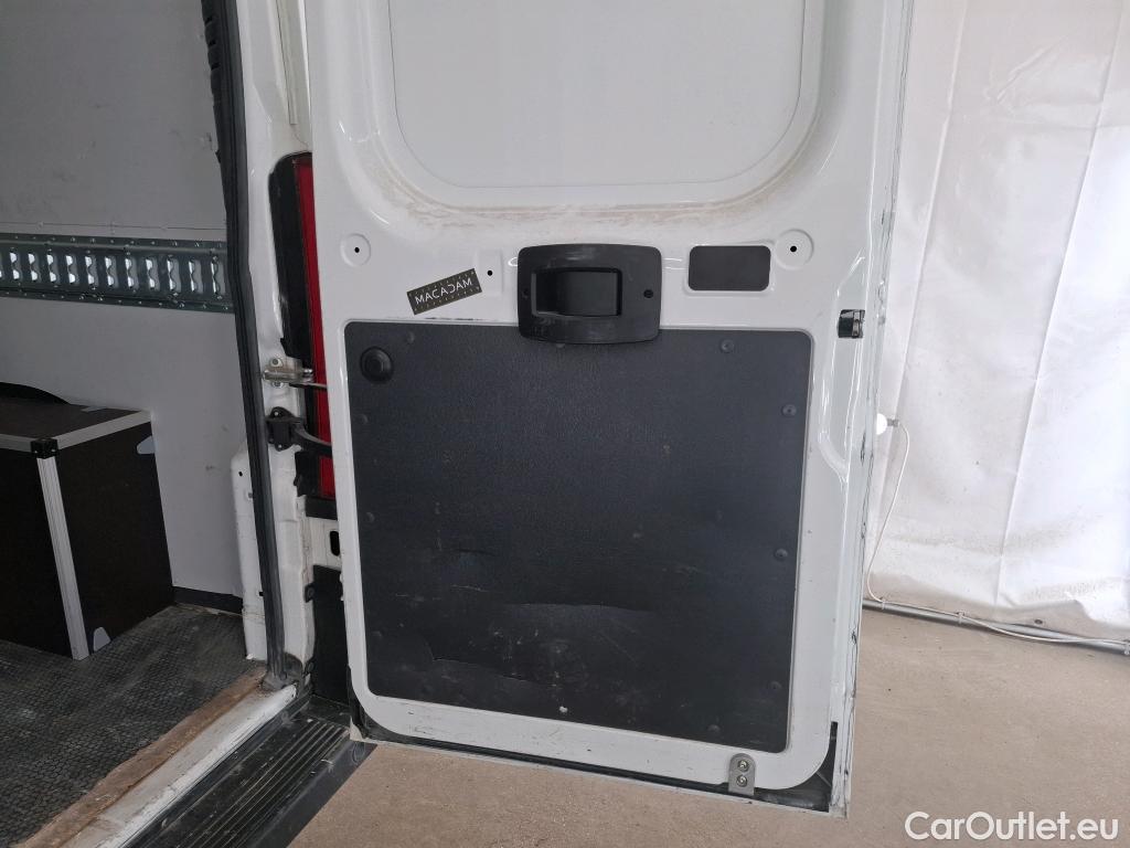  Peugeot  Boxer PEUGEOT  / 2014 / 4P / Fourgon tôlé BlueHDi S&S 120 PREMIUM 333 L2H2 #37