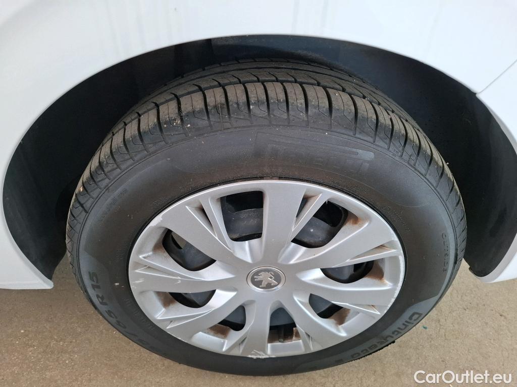  Peugeot  208  Affaire Premium 1.5 HDi 100CV BVM5 E6dT #69