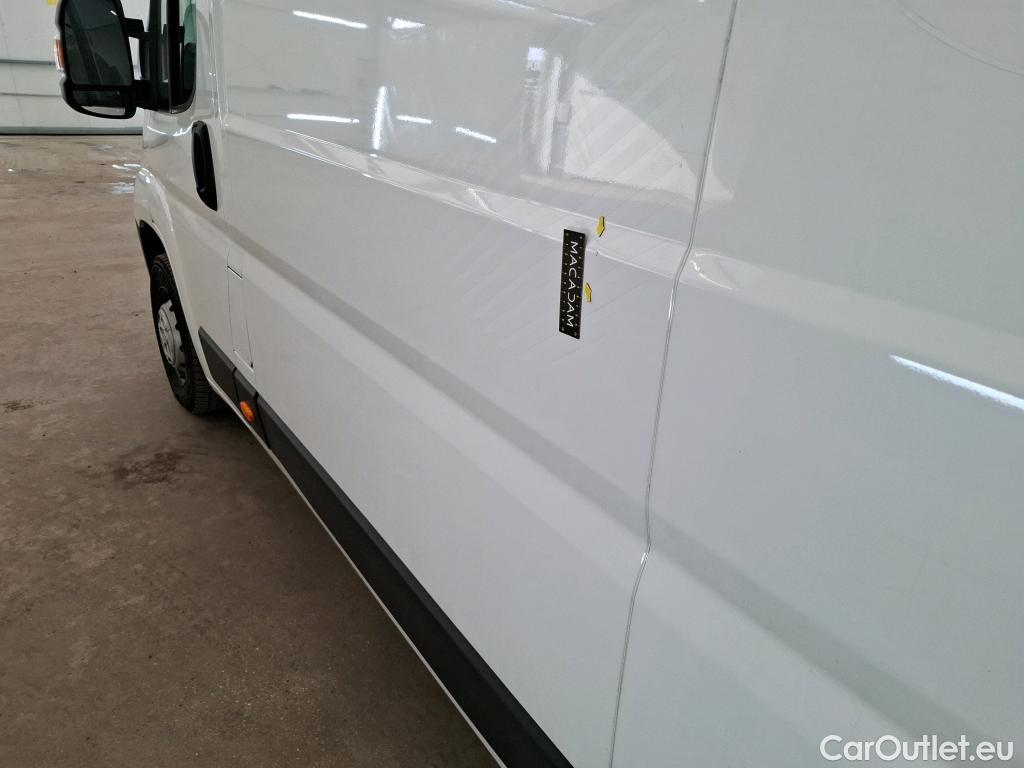  Peugeot  Boxer PEUGEOT  VU 4p Fourgon BLUEHDI 130 S&S PREMIUM 335 L3H3 #19