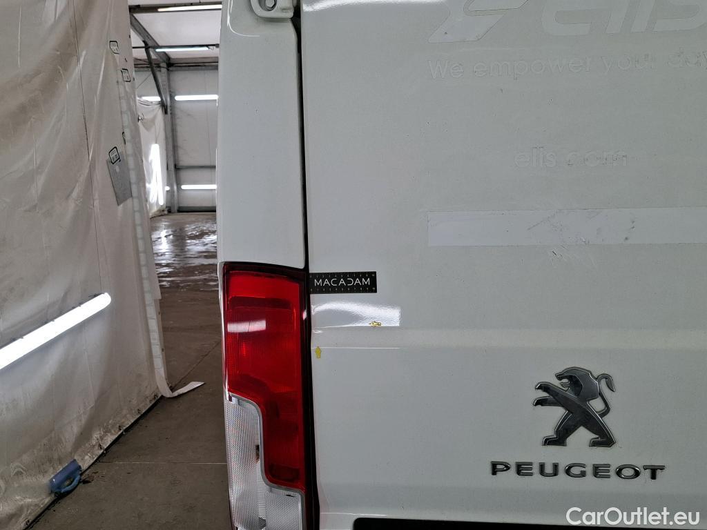  Peugeot  Boxer PEUGEOT  / 2014 / 4P / Fourgon tôlé BlueHDi S&S 120 PREMIUM 333 L2H2 #30